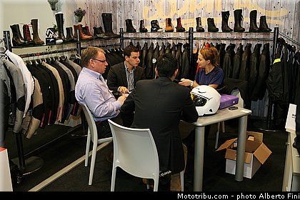 salon_eicma_milan_2013_0122.jpg