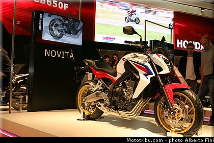 salon_eicma_milan_2013_0135.jpg