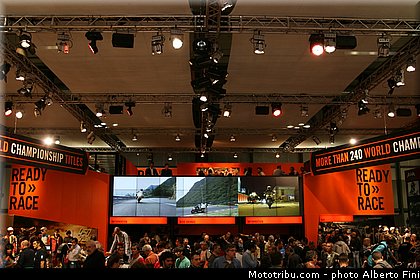 salon_eicma_milan_2013_0211.jpg