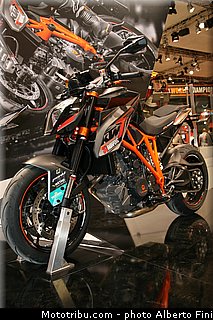 salon_eicma_milan_2013_0223.jpg