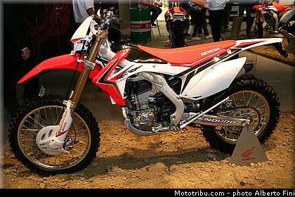 salon_eicma_milan_2013_0258.jpg