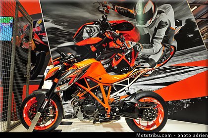 salon_de_la_moto_paris_2013_0101.jpg