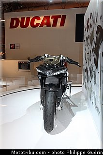 salon_de_la_moto_paris_2013_0011.jpg