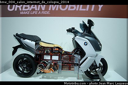 bmw_004_salon_intermot_de_cologne_2014.jpg
