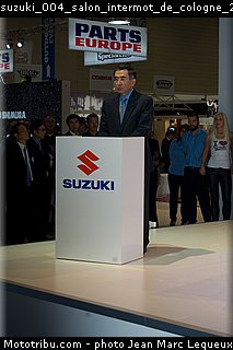 suzuki_004_salon_intermot_de_cologne_2014.jpg