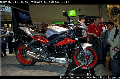 triumph_016_salon_intermot_de_cologne_2014.jpg