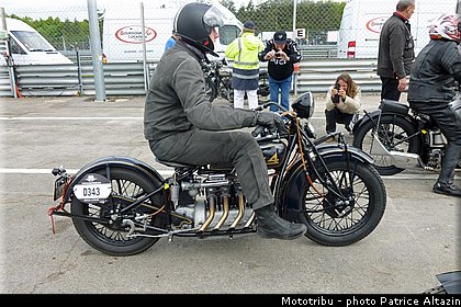 coupes_moto_legende_2013_0318.jpg