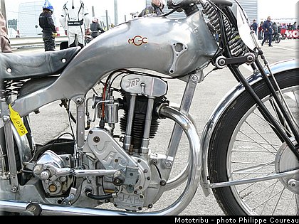 coupes_moto_legende_2013_0058.jpg