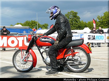 coupes_moto_legende_2013_0308.jpg