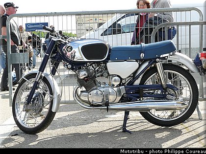 coupes_moto_legende_2013_0312.jpg