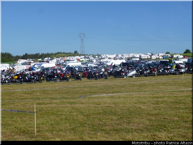 ambiance_105_coupes_moto_legende_2014