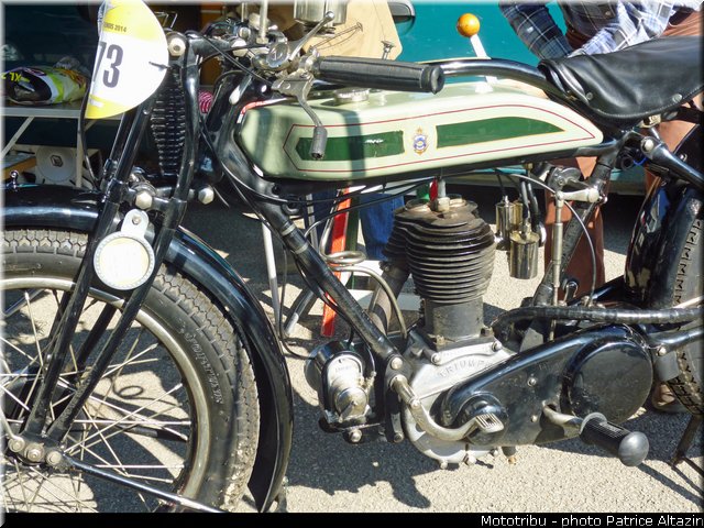 ambiance_107_coupes_moto_legende_2014