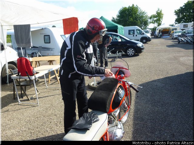 ambiance_111_coupes_moto_legende_2014