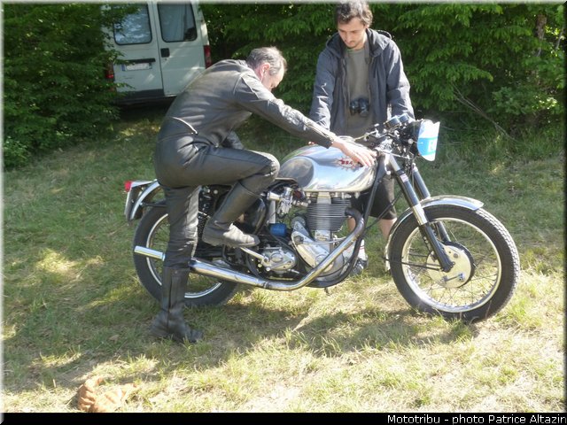 ambiance_113_coupes_moto_legende_2014