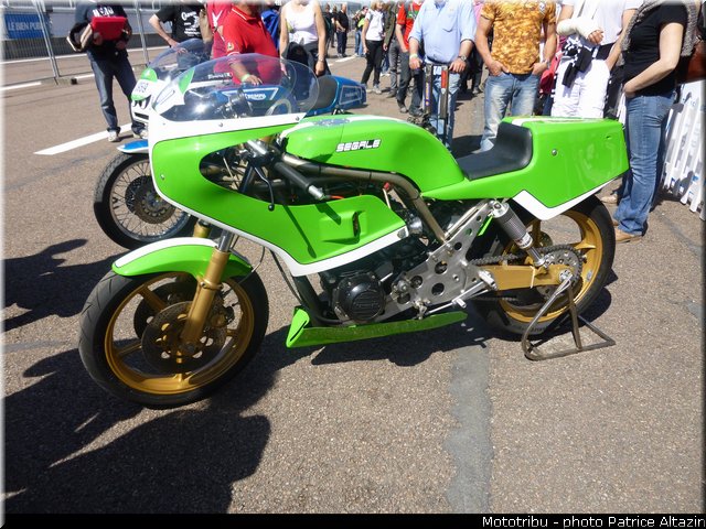 ambiance_125_coupes_moto_legende_2014