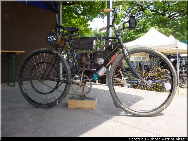 ambiance_128_coupes_moto_legende_2014