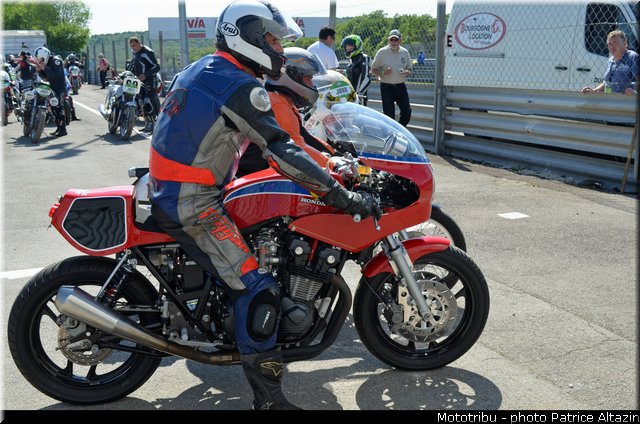 pre_grille_036_coupes_moto_legende_2014