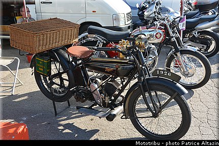 ambiance_054_coupes_moto_legende_2014.jpg