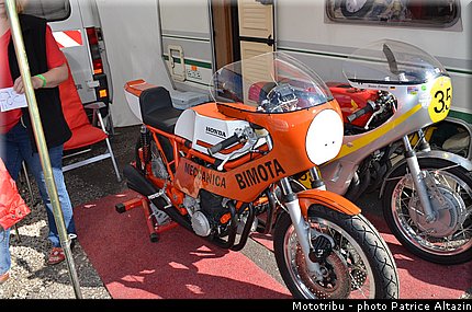 ambiance_075_coupes_moto_legende_2014.jpg