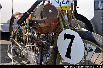 ambiance_087_coupes_moto_legende_2014.jpg
