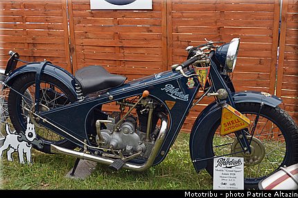 ambiance_101_coupes_moto_legende_2014.jpg