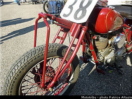 ambiance_109_coupes_moto_legende_2014.jpg