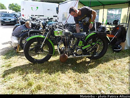 ambiance_117_coupes_moto_legende_2014.jpg