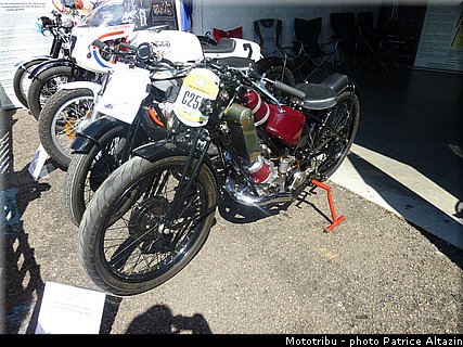 ambiance_124_coupes_moto_legende_2014.jpg
