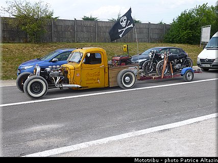 ambiance_135_coupes_moto_legende_2014.jpg