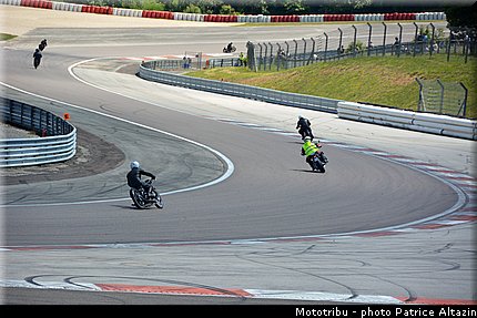 piste_004_coupes_moto_legende_2014.jpg