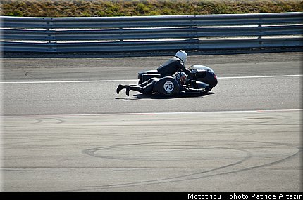 piste_011_coupes_moto_legende_2014.jpg