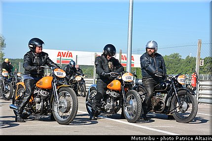 pre_grille_004_coupes_moto_legende_2014.jpg