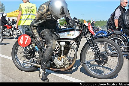 pre_grille_013_coupes_moto_legende_2014.jpg