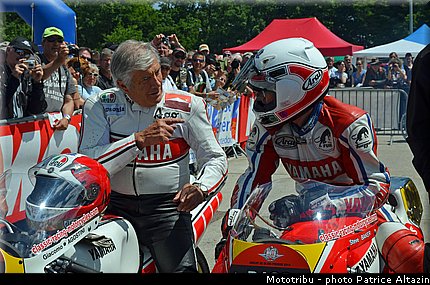 pre_grille_021_coupes_moto_legende_2014.jpg