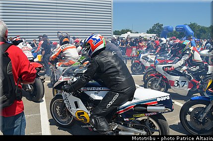 pre_grille_027_coupes_moto_legende_2014.jpg