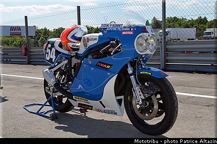 pre_grille_031_coupes_moto_legende_2014.jpg