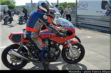 pre_grille_036_coupes_moto_legende_2014.jpg