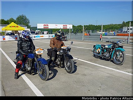 pre_grille_045_coupes_moto_legende_2014.jpg