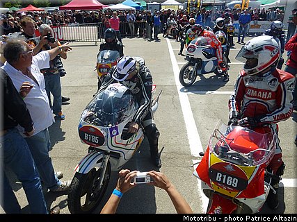 pre_grille_058_coupes_moto_legende_2014.jpg