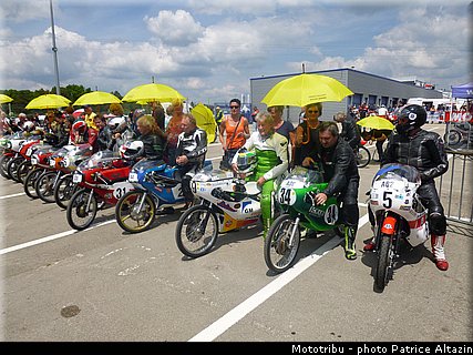 pre_grille_069_coupes_moto_legende_2014.jpg