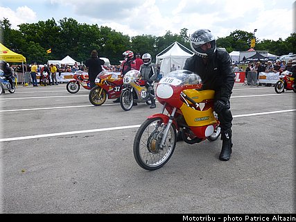 pre_grille_073_coupes_moto_legende_2014.jpg