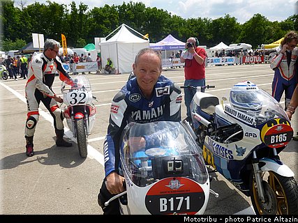 pre_grille_080_coupes_moto_legende_2014.jpg