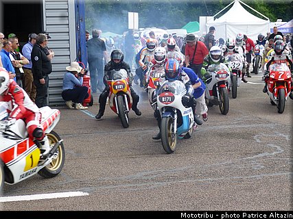 pre_grille_084_coupes_moto_legende_2014.jpg