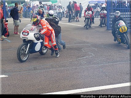 pre_grille_086_coupes_moto_legende_2014.jpg