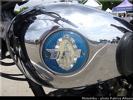 pre_grille_088_coupes_moto_legende_2014.jpg