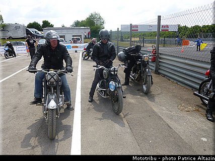 pre_grille_094_coupes_moto_legende_2014.jpg