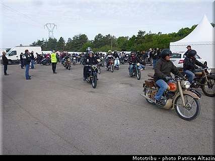rallye_026_coupes_moto_legende_2014.jpg