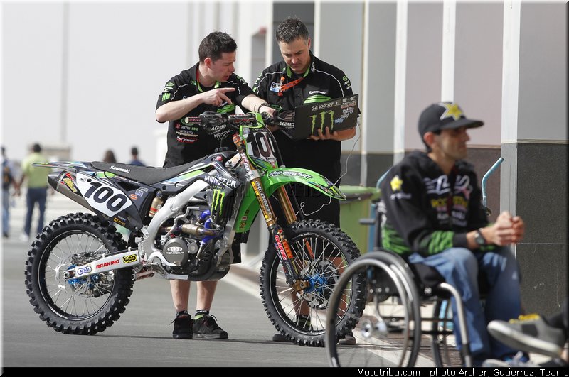 cls_001_motocross_2013_qatar_losail
