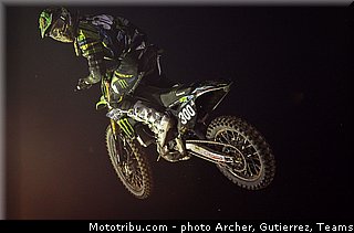 lupino_003_motocross_2013_qatar_losail.jpg