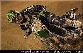 lupino_004_motocross_2013_qatar_losail.jpg